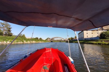Lode-Batuv-kanal-motorove-cluny-9