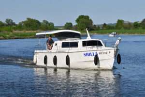 Půjčovna hausbotů, lodí a člunů Baťův kanál levně - Shilla 2